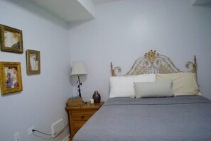 Room - Fun-Loving Botanic Garden. Easy Access from Ohare (Chicago)