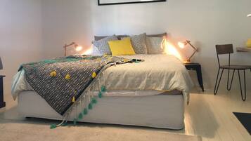 3 bedrooms, premium bedding, individually furnished, desk