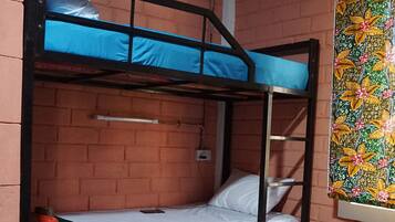 Basic Shared Dormitory, Mixed Dorm | 4 bedrooms, desk, free WiFi