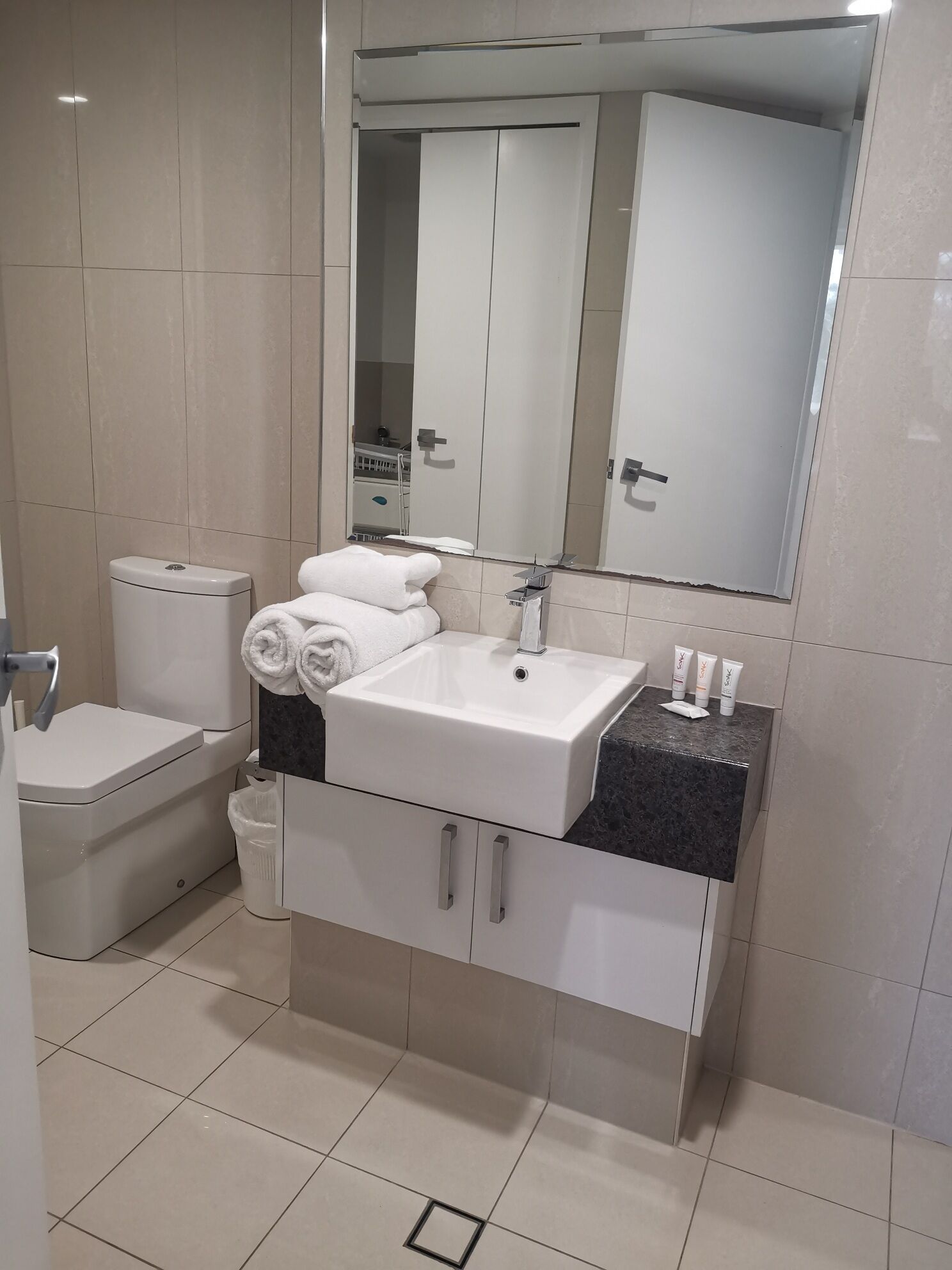 CHA Private Apts Diamond Beach — image 13