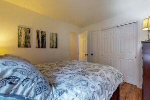 1 soverom, strykejern/-brett, wi-fi og sengetøy