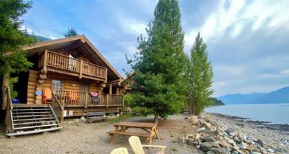 Kootenay Lake Lodge Waterfront Log Chalet - location, location, location !!