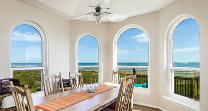 1st row 4 bedroom 3 bath - Best views!