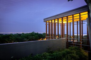 Terrace/patio - Queens Suite by D Imperio Homestay (George Town)