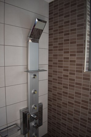 Hair dryer, towels