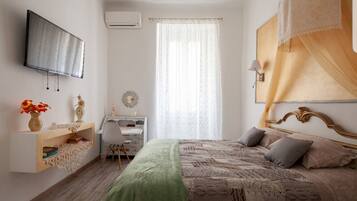 2 Schlafzimmer, Schreibtisch, Bügeleisen/Bügelbrett, kostenloses WLAN