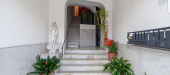 Equipped apartment, with 43 "TV and Netflix, 2 minutes from the station,