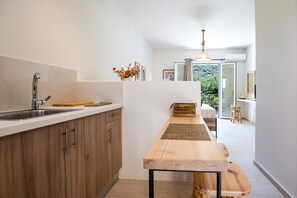 Frigorifero, macchina per tè/caffè, tostapane