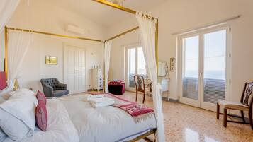 5 Schlafzimmer, Schreibtisch, Bügeleisen/Bügelbrett, kostenloses WLAN