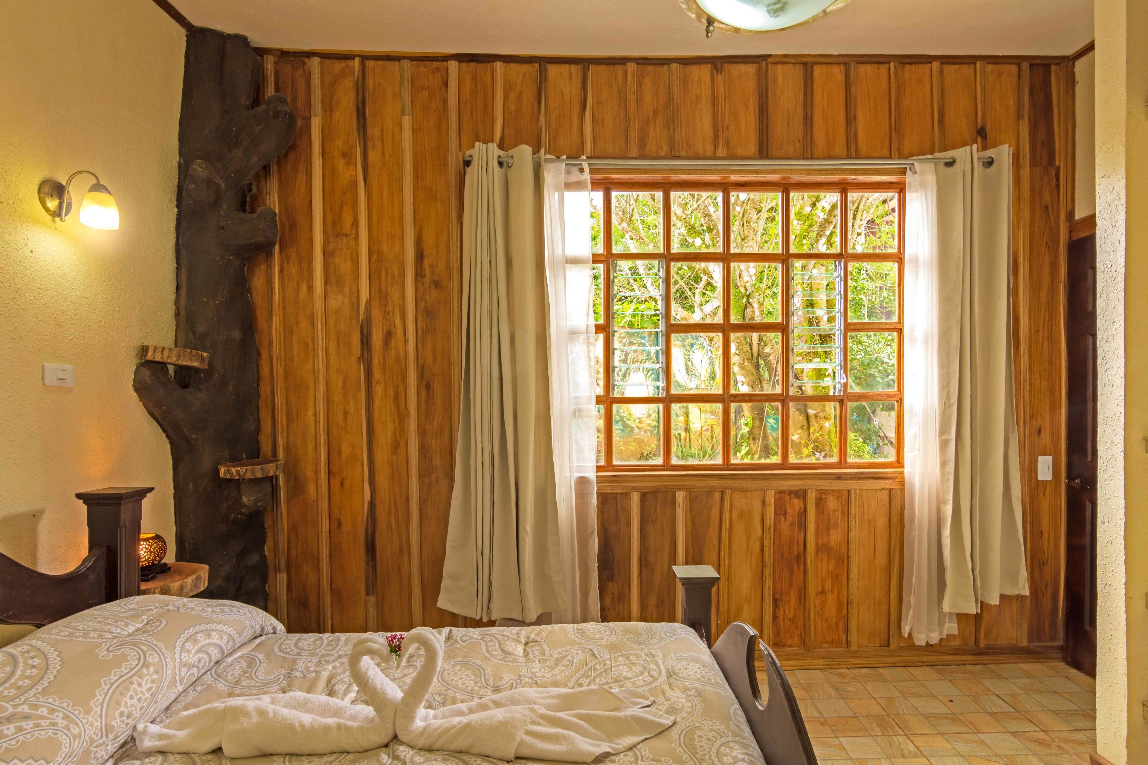 Hochwertige Bettwaren, kostenloses WLAN, Bettwäsche