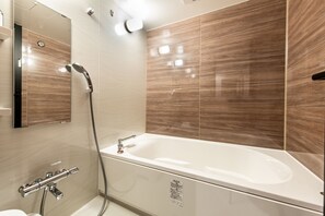 Corner Deluxe Twin Room | In-room safe, free WiFi - YADO Arashiyama (Kyoto)