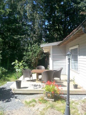 屋外ダイニングエリア