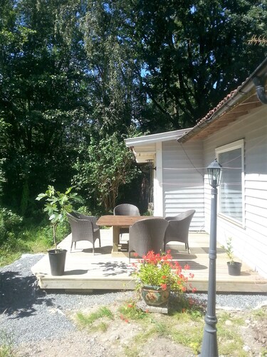 Family with beach location. Renovated, Boat, Wifi, electricity included. Fishing