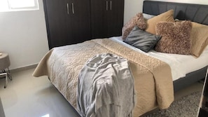 Family Apartment, 3 Bedrooms, Kitchen