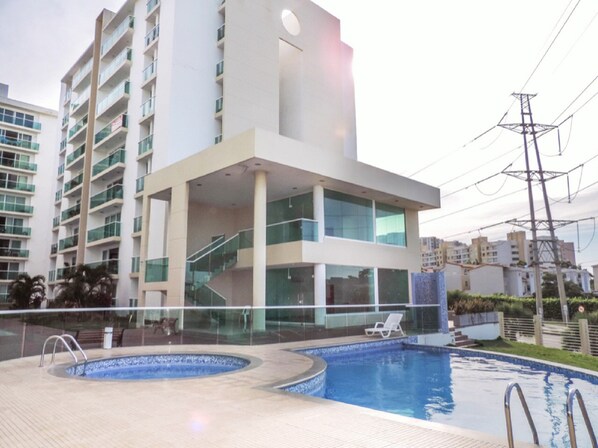 Ballroom - TIVOLI 3 BEDROOM APARTMENT, NEAR BUENAVISTA. (Barranquilla)