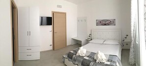 5 camere, ferro/asse da stiro, Wi-Fi, lenzuola