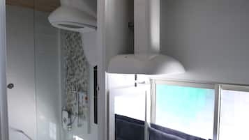 Shared Dormitory, Women only | Bathroom | Shower, free toiletries, towels
