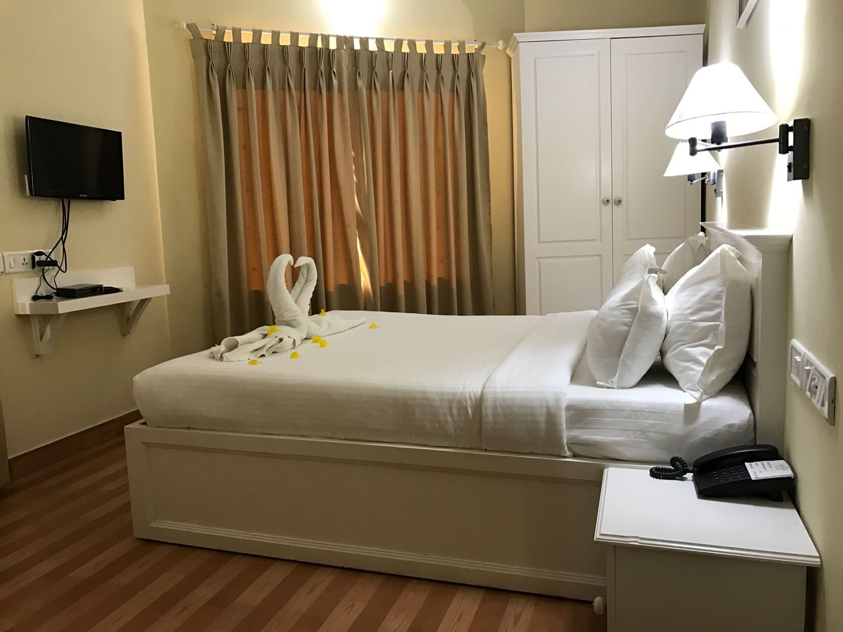 1 habitación, sábanas de algodón egipcio y ropa de cama de alta calidad 