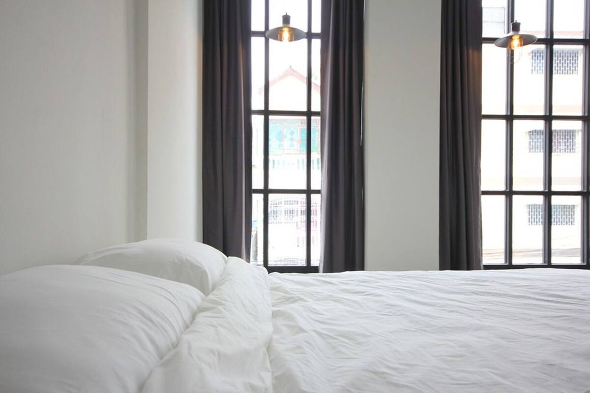 Private Room for 5 People | WiFi (free)