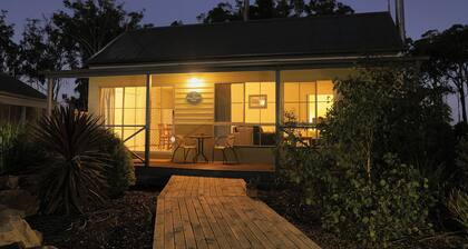 Waverley House Cottages