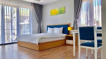 Deluxe Double Room, 1 King Bed, Non Smoking | Premium bedding, minibar, in-room safe, individually decorated