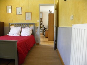 2 chambres, bureau, fer et planche à repasser, Wi-Fi