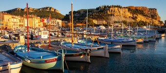 Apartment in residence, sea view and Cap Canaille