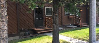 Big Sky Escape - West Yellowstone Townhome