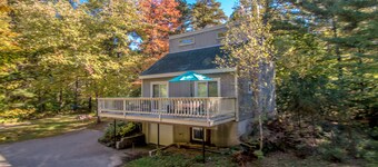 Four-Season Fun: Family-Friendly 3BR Home with Easy Access to Outdoor Adventures