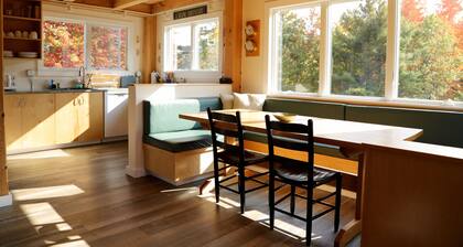 Cozy Cottage on Blue Hill Farm