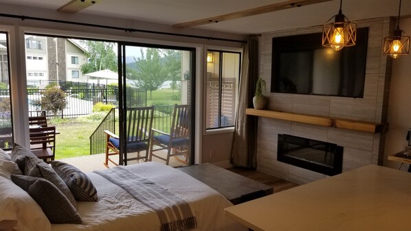 1 bedroom, iron/ironing board, free WiFi, bed sheets