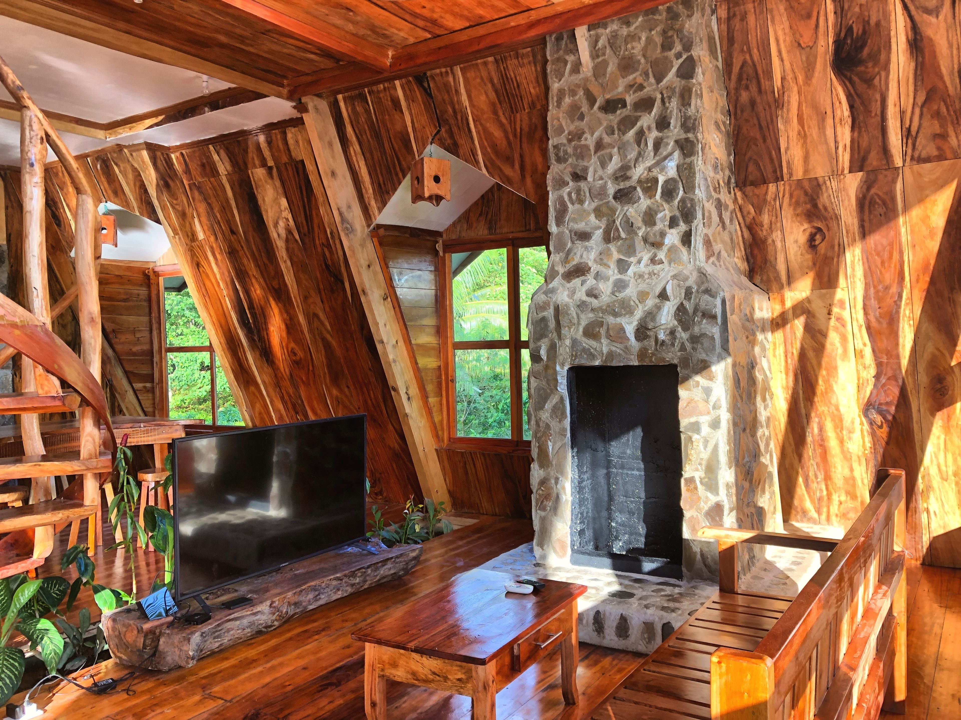 Rumah Keluarga, 5 kamar tidur, tepi gunung | Area keluarga | Smart TV, perapian, dan Netflix