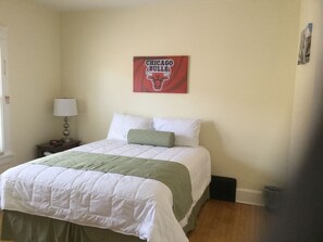 2 chambres, fer et planche à repasser, lit parapluie, Wi-Fi gratuit