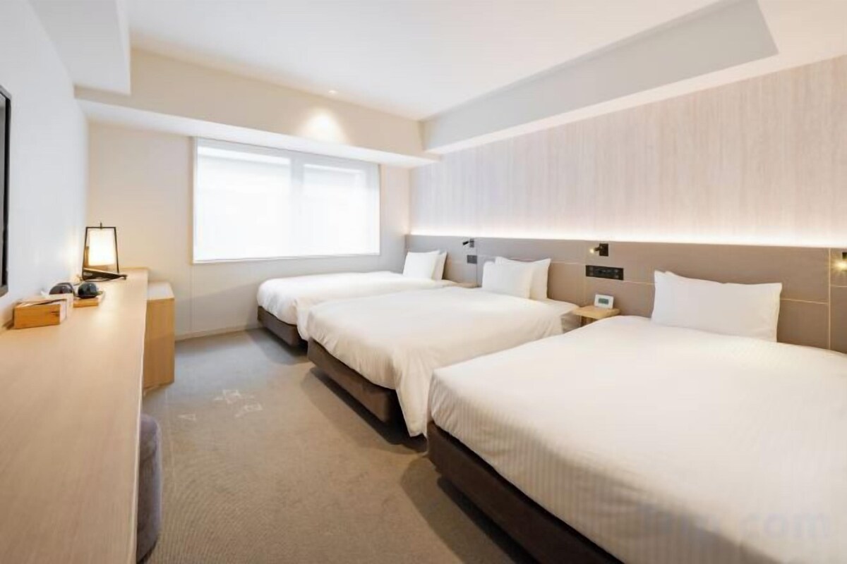 In-room safe, blackout curtains, soundproofing, free WiFi