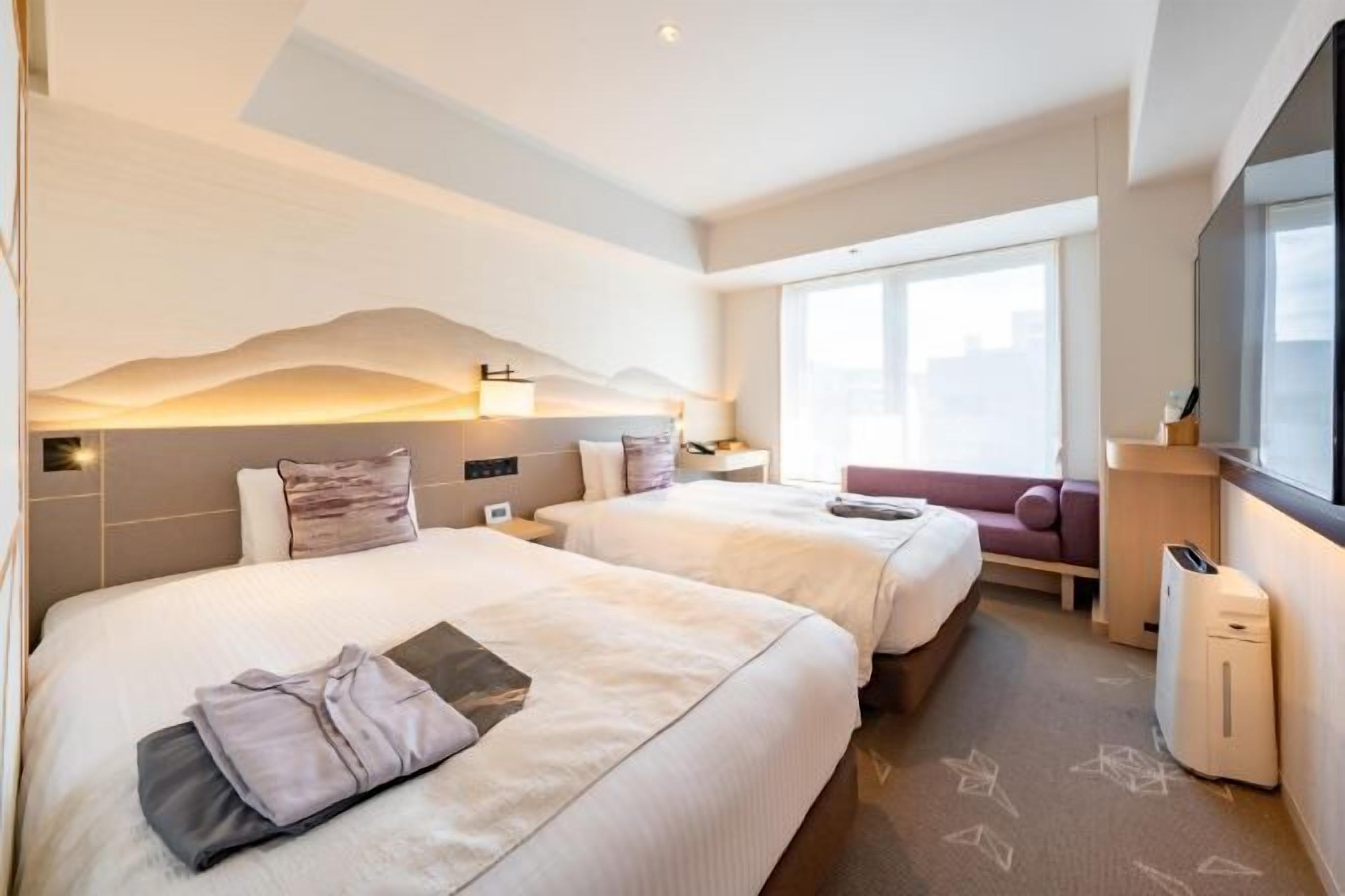 Pengeskab på værelset, mørklægningsgardiner, lydisolering, gratis Wi-Fi