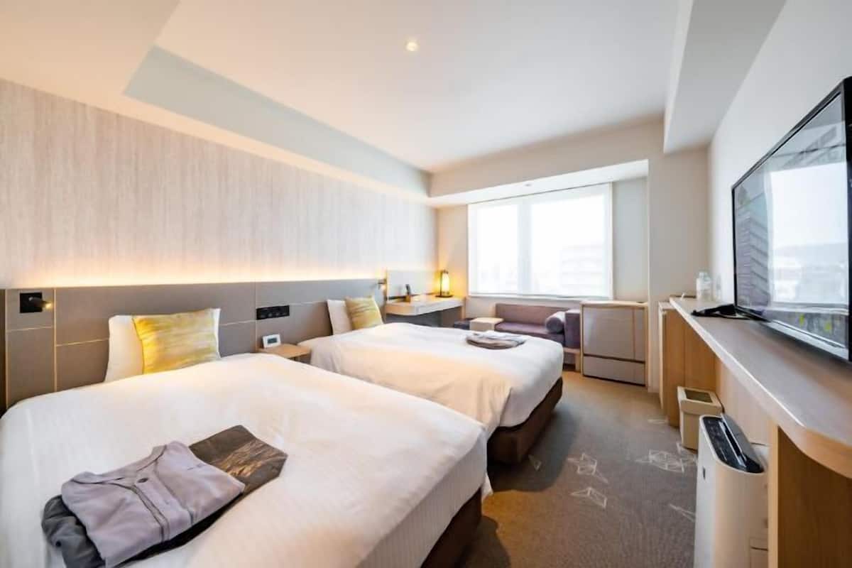 Pengeskab på værelset, mørklægningsgardiner, lydisolering, gratis Wi-Fi