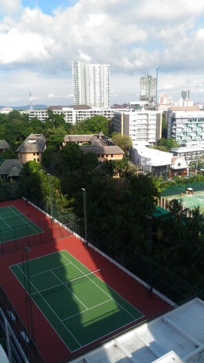 Tennis court