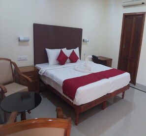 Premium Double Room, 1 Double Bed, Lake View - Travancore Island Resort (Thiruvananthapuram)