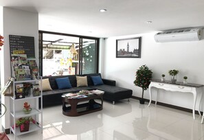Lobby - Rinn Boutique House (Chiang Mai)