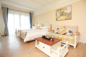 Minibar, desk, blackout drapes, free WiFi - Poltton International Service Apartment Mayangxi Branch (Zhangzhou)