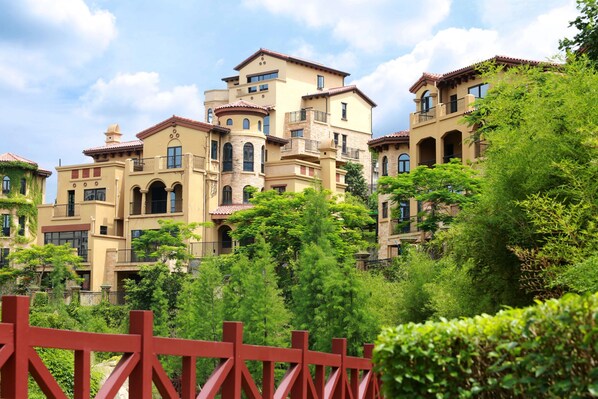 Front of property - Poltton International Service Apartment Mayangxi Branch (Zhangzhou)