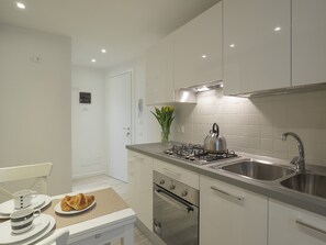 Appartement, 1 chambre | Coin cuisine privé