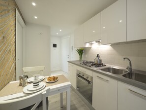 公寓, 1 间卧室 | 私人简易厨房 | 冰箱、烤箱、炉灶、电热水壶