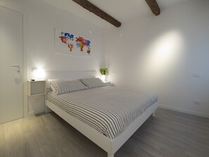 Apartment, 1 Bedroom | 1 bedroom, free WiFi, bed sheets