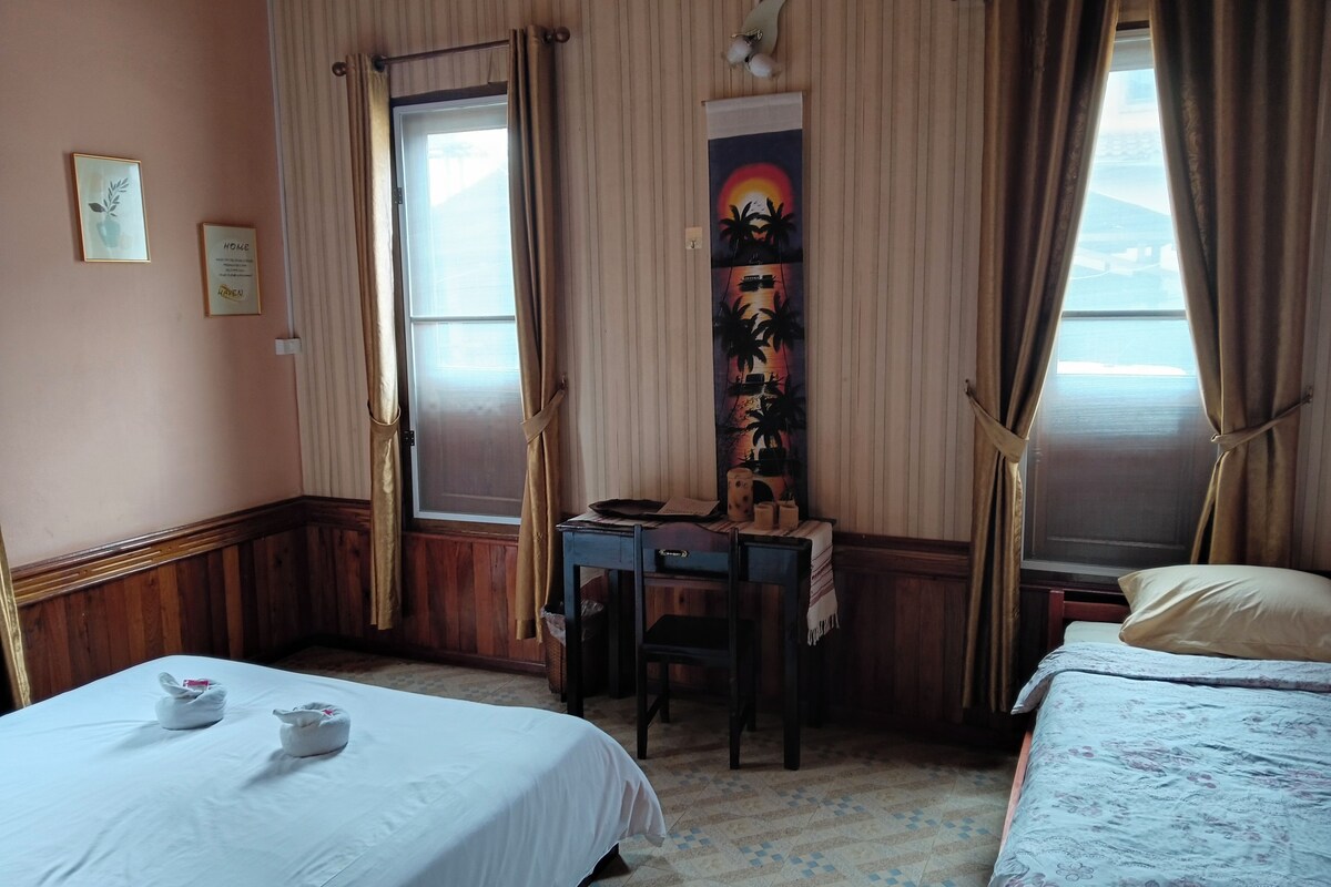 Desk, laptop workspace, free WiFi, individually decorated