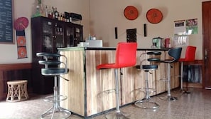 Bar (in der Unterkunft)