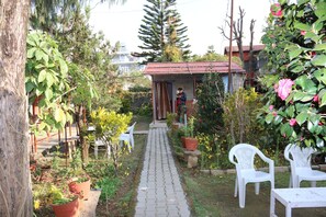 Breakfast area - Gurkha Lodge (Pokhara)