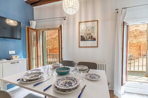 Basic Apartment, 1 Bedroom, River View | Living area | Flat-screen TV - Ca' della Darsena - Arsenale by Wonderful Italy (Venice)