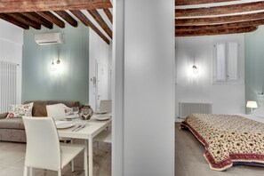 Apartment, 1 Bedroom | 1 bedroom, iron/ironing board, bed sheets