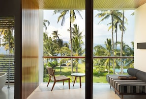 Coffres-forts dans les chambres, bureau, rideaux occultants